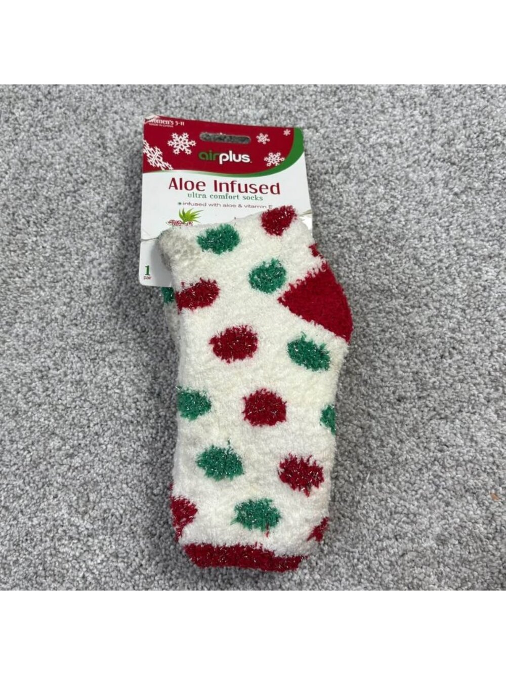 Airplus Aloe Infused Ultra Comfort Socks Christmas Polka Dot